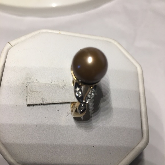 14K gold Dyed brownish pearl ring